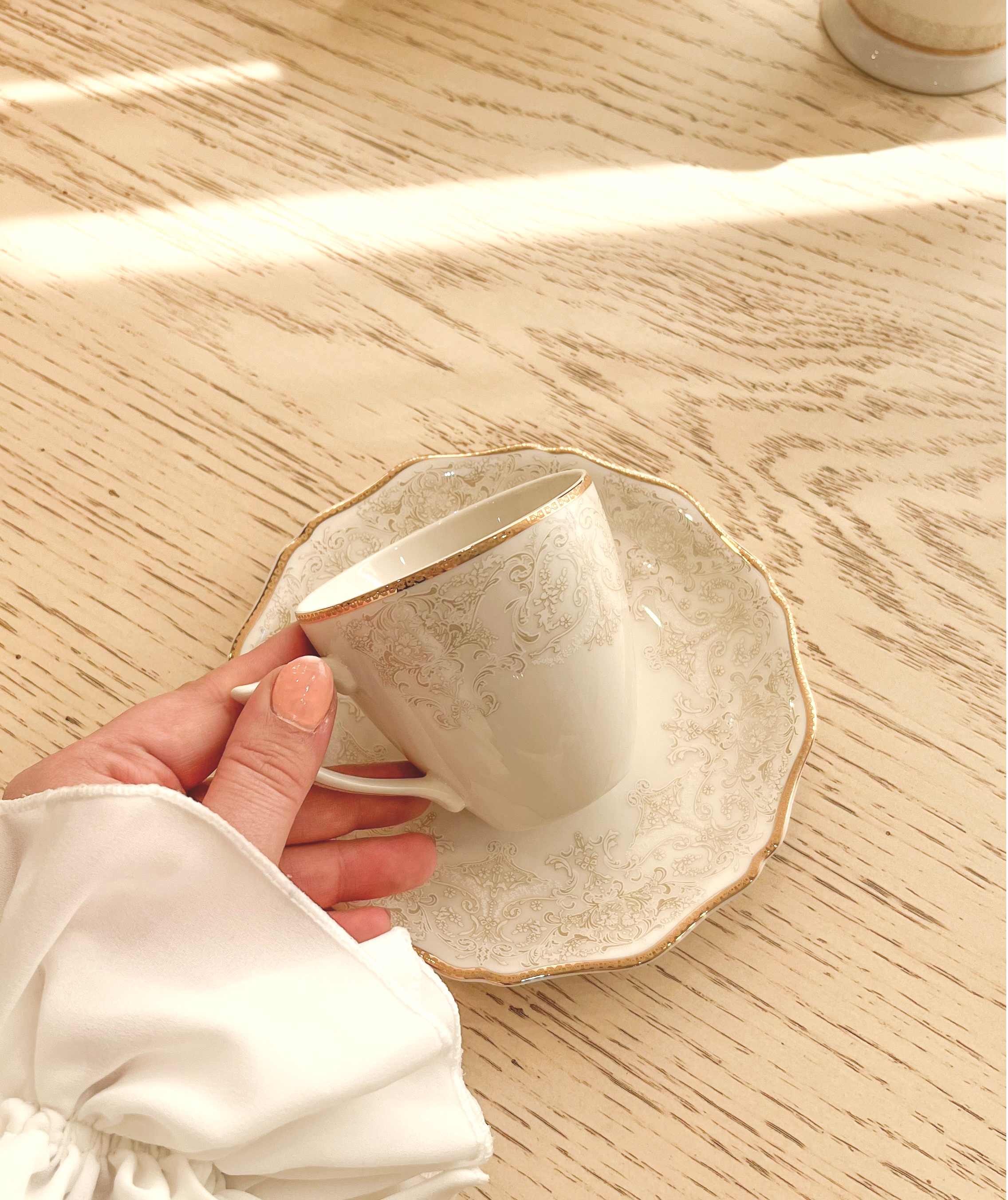 سرویس فنجان و نعلبکی چینی استخوانی ۱۲ پارچه ۶ نفره الیزابت توس